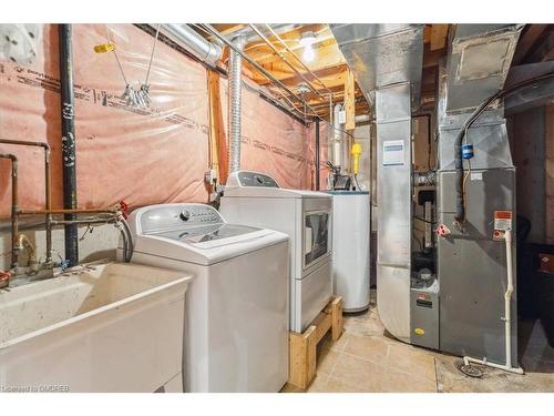 2159 White Dove Circle, Oakville, ON - Indoor Photo Showing Laundry Room