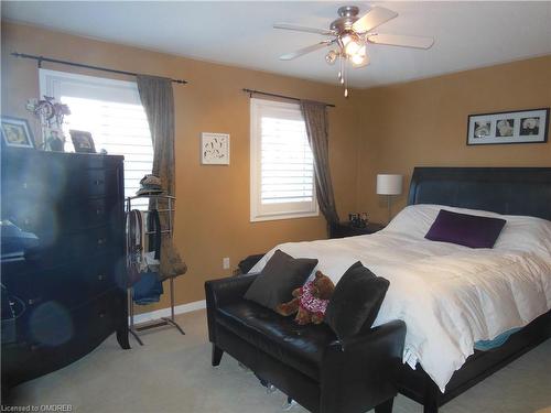 411 Cedar Hedge Road, Milton, ON - Indoor Photo Showing Bedroom