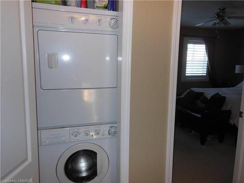 411 Cedar Hedge Road, Milton, ON - Indoor Photo Showing Laundry Room