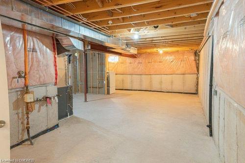 21 Bluegrass Crescent, St. Catharines, ON - Indoor Photo Showing Basement