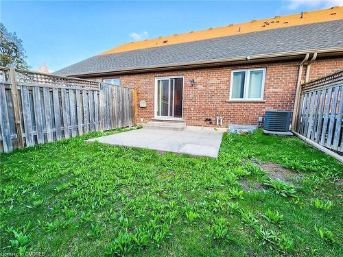 21 Bluegrass Crescent, St. Catharines, ON - Outdoor