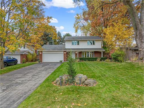 118 Lynn Court, Burlington, ON - Outdoor With Facade