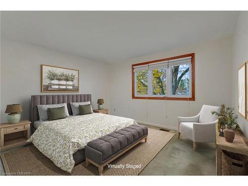 118 Lynn Court, Burlington, ON - Indoor Photo Showing Bedroom