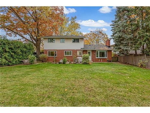 118 Lynn Court, Burlington, ON - Outdoor With Facade