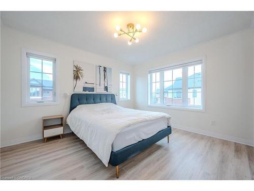 11-311 Woolwich Street, Waterloo, ON - Indoor Photo Showing Bedroom