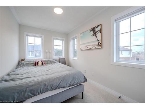 11-311 Woolwich Street, Waterloo, ON - Indoor Photo Showing Bedroom