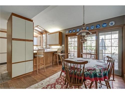 1296 Cumnock Crescent, Oakville, ON - Indoor Photo Showing Dining Room