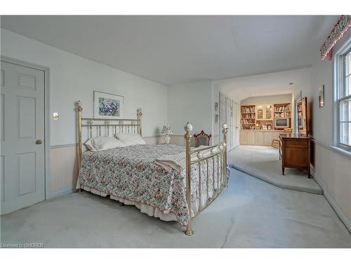 1296 Cumnock Crescent, Oakville, ON - Indoor Photo Showing Bedroom