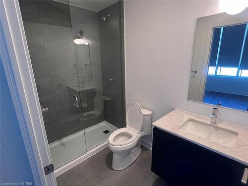 127-395 Dundas Street W, Oakville, ON - Indoor Photo Showing Bathroom