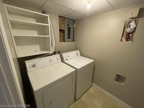 49 Hill Park Lane, St. Catharines, ON - Indoor Photo Showing Laundry Room