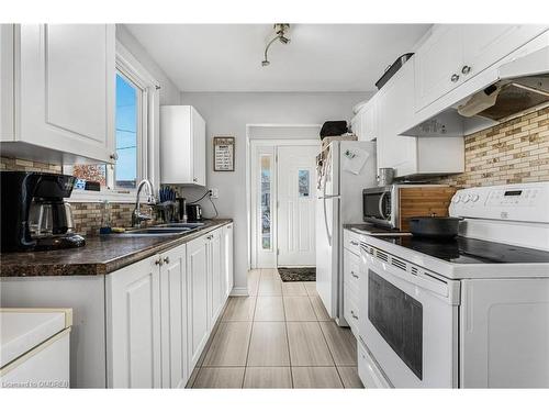 49 Hill Park Lane, St. Catharines, ON - Indoor Photo Showing Kitchen With Double Sink