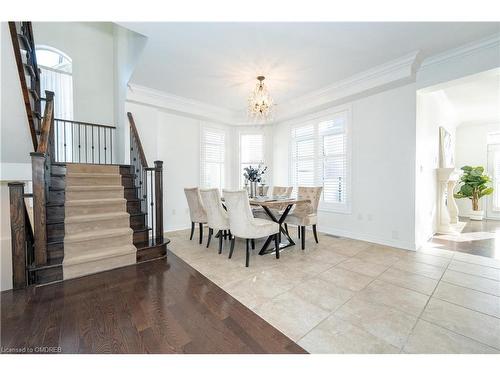 3168 Watercliffe Court, Oakville, ON - Indoor Photo Showing Dining Room