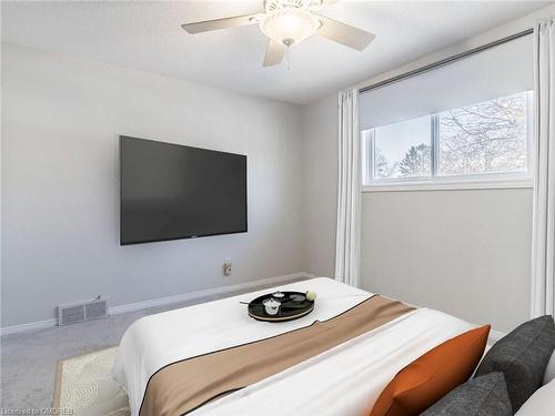 24 The Meadows Street, St. Catharines, ON - Indoor Photo Showing Bedroom