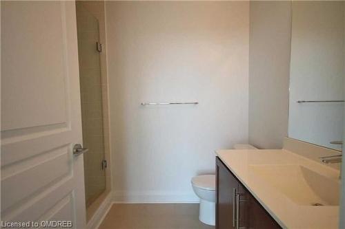 1404-1 Hurontario Street, Mississauga, ON - Indoor Photo Showing Bathroom