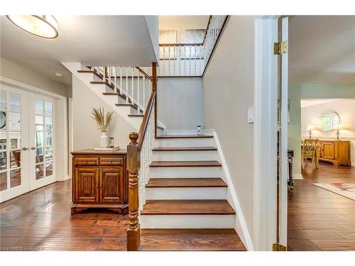 1460 Caulder Drive, Oakville, ON - Indoor Photo Showing Other Room