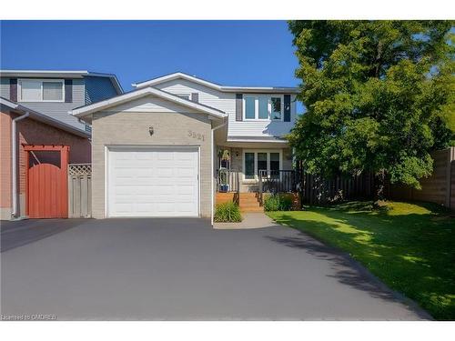 3521 Toffee Street, Burlington, ON - Outdoor With Facade