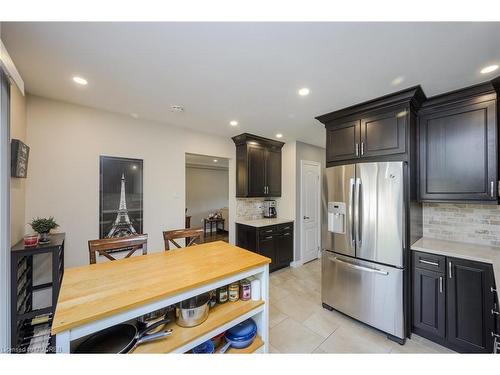 3521 Toffee Street, Burlington, ON - Indoor Photo Showing Kitchen