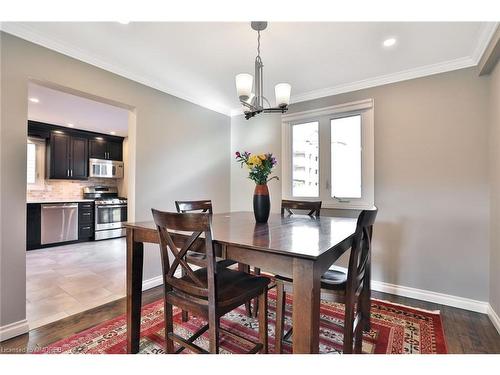 3521 Toffee Street, Burlington, ON - Indoor Photo Showing Dining Room