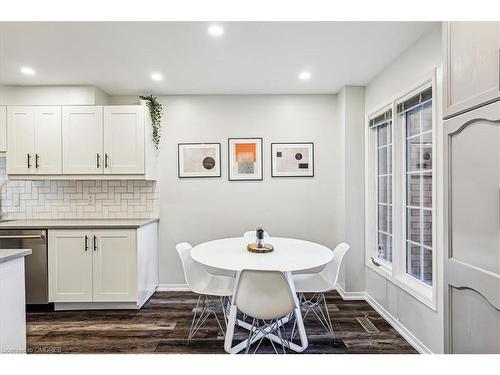 2234 Shipwright Road, Oakville, ON - Indoor Photo Showing Dining Room