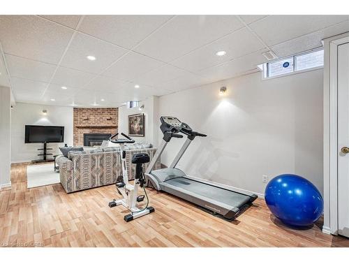 4476 Jenkins Crescent, Mississauga, ON - Indoor Photo Showing Gym Room