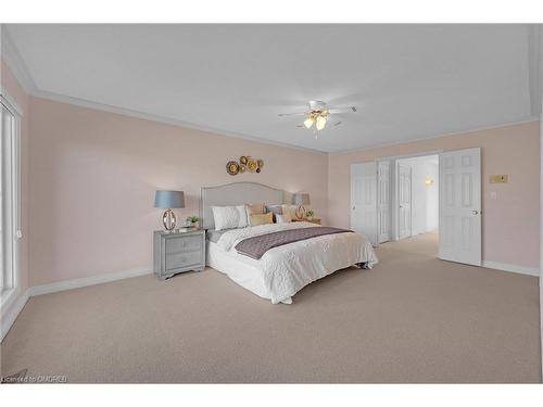 106 Fairwood Place W, Burlington, ON - Indoor Photo Showing Bedroom