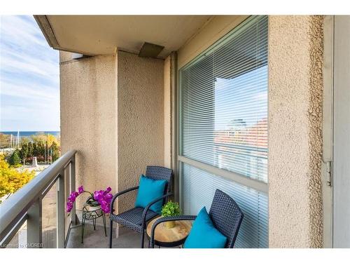 517-2511 Lakeshore Road W, Oakville, ON - Outdoor With Balcony With Exterior