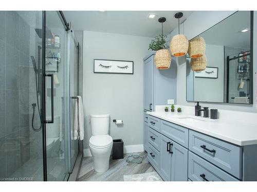 1504-5250 Lakeshore Road, Burlington, ON - Indoor Photo Showing Bathroom