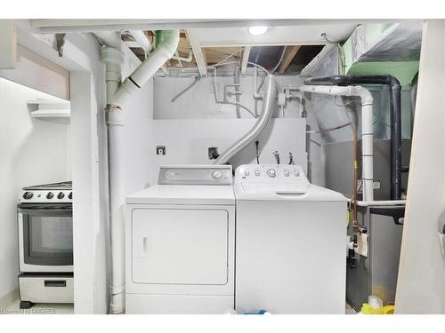 83 Haddon Avenue S, Hamilton, ON - Indoor Photo Showing Laundry Room