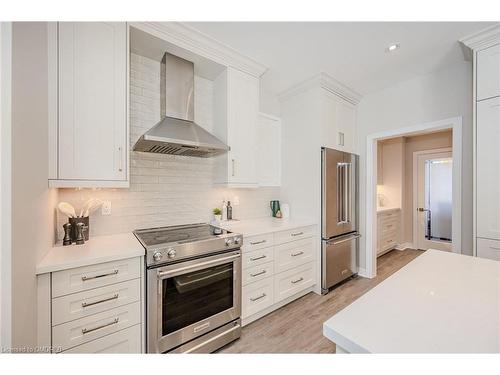 2540 Sunnyhurst Close, Oakville, ON - Indoor Photo Showing Kitchen