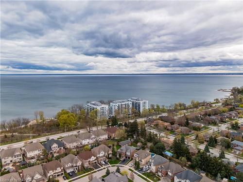 327-3500 Lakeshore Rd W, Oakville, ON - Outdoor With Body Of Water With View