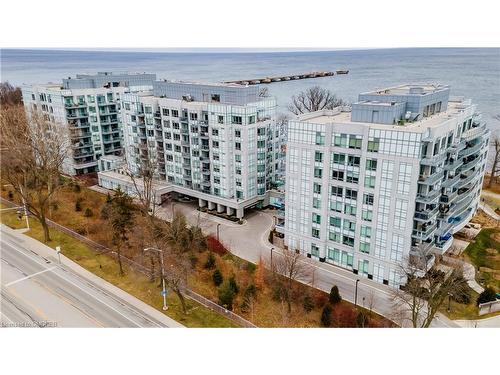 327-3500 Lakeshore Rd W, Oakville, ON - Outdoor With Body Of Water