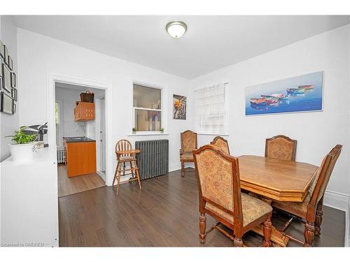 117 Fairleigh Avenue S, Hamilton, ON - Indoor Photo Showing Dining Room