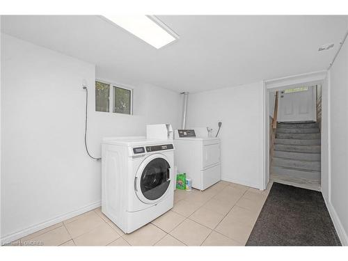 117 Fairleigh Avenue S, Hamilton, ON - Indoor Photo Showing Laundry Room