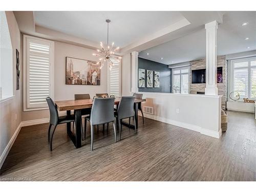 309 Vienna Street Street, Hamilton, ON - Indoor Photo Showing Dining Room