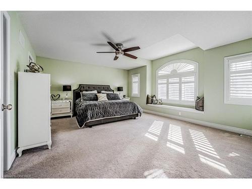 309 Vienna Street Street, Hamilton, ON - Indoor Photo Showing Bedroom