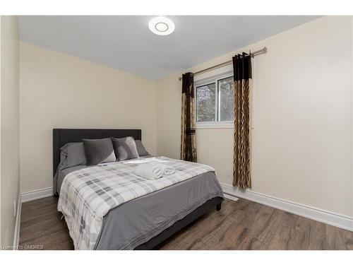 67 Eleanor Crescent, Georgetown, ON - Indoor Photo Showing Bedroom