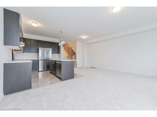 251 Farley Road South Road S, Fergus, ON - Indoor Photo Showing Kitchen