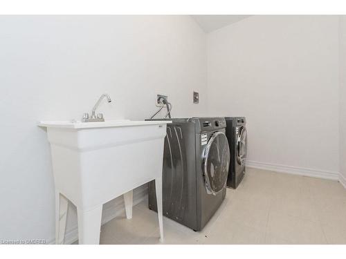 251 Farley Road South Road S, Fergus, ON - Indoor Photo Showing Laundry Room