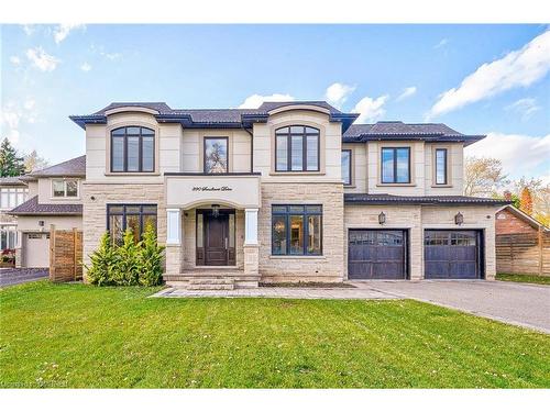 390 Sandhurst Drive, Oakville, ON - Outdoor With Facade