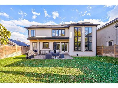 390 Sandhurst Drive, Oakville, ON - Outdoor