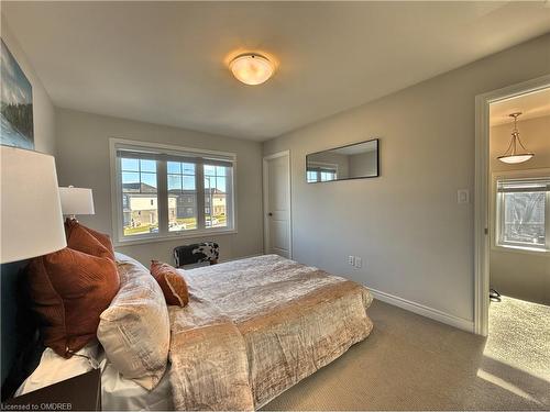 164 Sunflower Place, Welland, ON - Indoor Photo Showing Bedroom