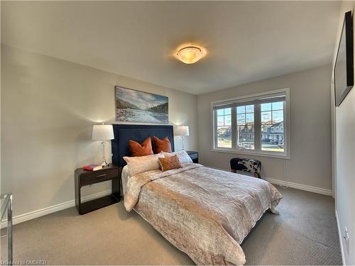 164 Sunflower Place, Welland, ON - Indoor Photo Showing Bedroom