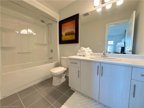 164 Sunflower Place, Welland, ON - Indoor Photo Showing Bathroom