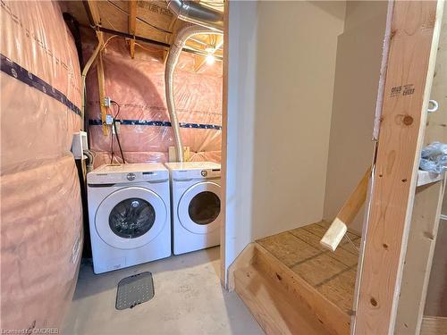 164 Sunflower Place, Welland, ON - Indoor Photo Showing Laundry Room