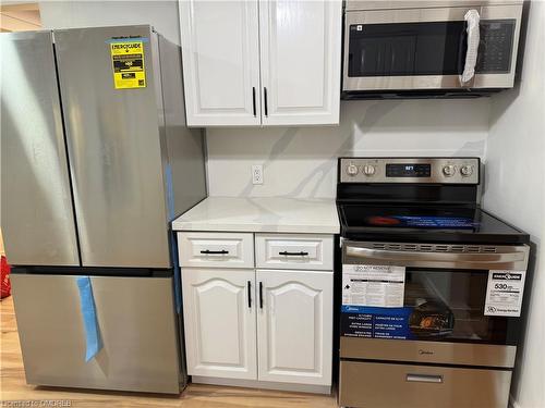 1190 Haist Street, Fonthill, ON - Indoor Photo Showing Kitchen With Stainless Steel Kitchen