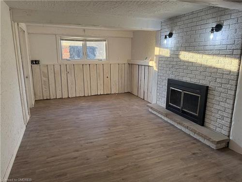 1190 Haist Street, Fonthill, ON - Indoor With Fireplace