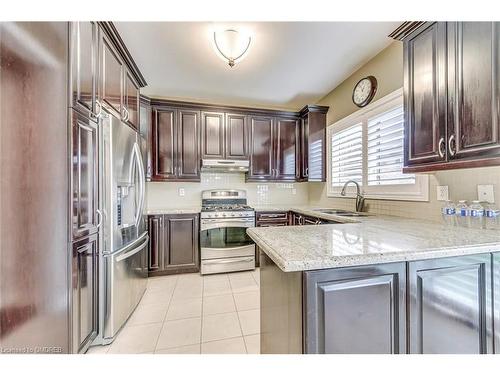 5474 Valhalla Crescent, Mississauga, ON - Indoor Photo Showing Kitchen With Double Sink