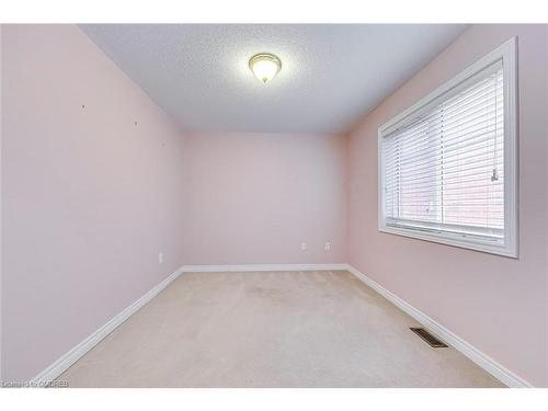 5474 Valhalla Crescent, Mississauga, ON - Indoor Photo Showing Other Room