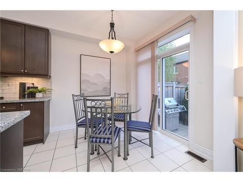 1512 Haws Crescent, Milton, ON - Indoor Photo Showing Dining Room