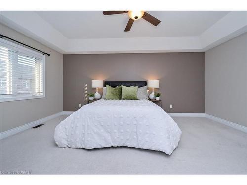 1512 Haws Crescent, Milton, ON - Indoor Photo Showing Bedroom